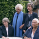 Illustration for article titled iTea With the Dames /iTrailer Confirms That Gossiping With Judi Dench Would Be Fun